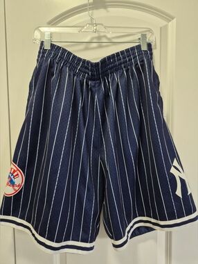 Mitchell & Ness New York Yankees Mesh Shorts, XL, Blue
